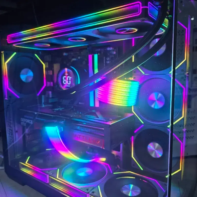 라이젠7 7800X3D RTX5070TI 본체 팝니다