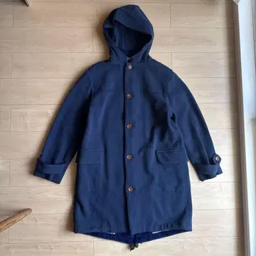 BRU NA BOINNE 셔플 코트