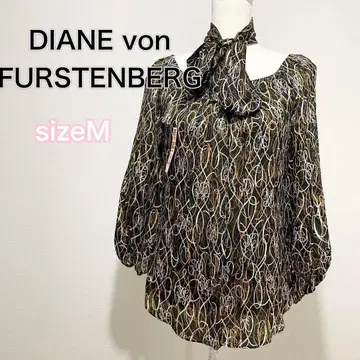 [ 새상품급 ] 사이즈 M 다이앤 폰 파스텐버그 7부 소매 실크 티셔츠