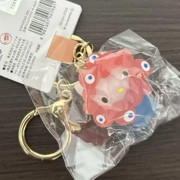오사카 만박 산리오 미야쿠미야쿠 변신 키링 클리어 컬러 키티