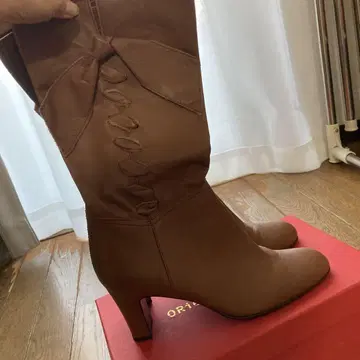 미사용 여성용 부츠 23.5cm