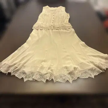EPOCA 아이보리 슬리브리스 원피스 40