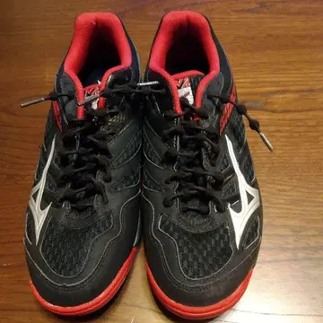 Mizuno Thunder Blade 신발 블랙/레드