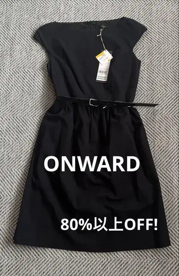 [ 미사용 ] 심플 블랙 원피스 온워드 원피스 블랙 슬리브리스