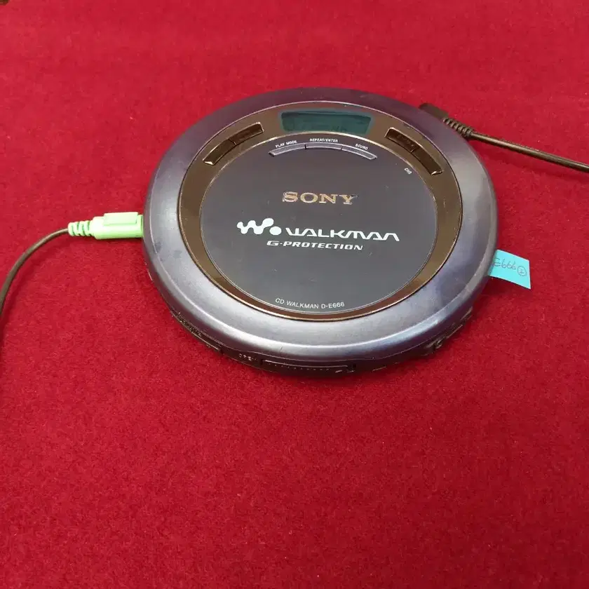 SONY ポータブルCDプレーヤー D-E666動作品　本体のみ#141 SONY ポータブルCDプレーヤー D-E666動作品 本体のみ#141 Yahoo