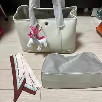 가든파티 같은 토트백 아이보리 30cm 미사용