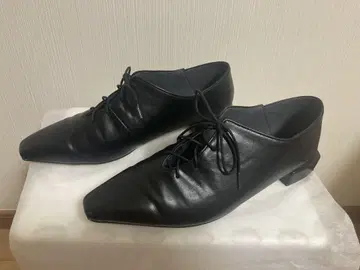 LE TALON 블랙 플랫슈즈 23cm
