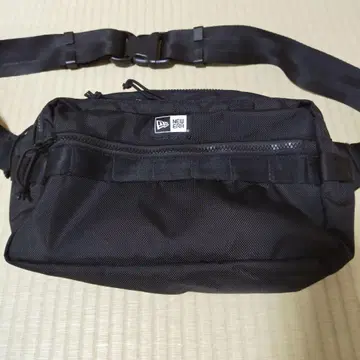NEW ERA 뉴에라 바디백
