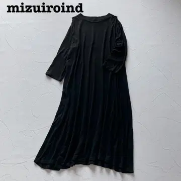새상품급 미즈이로 인드 울 블랙 티셔츠 원피스 블랙