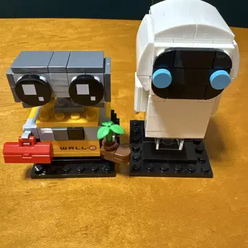 LEGO BRICK HEADZ WALL-E & EVE 40619