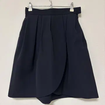 MADISONBLUE 매디슨 블루 무릎 기장 랩 스타일 스커트