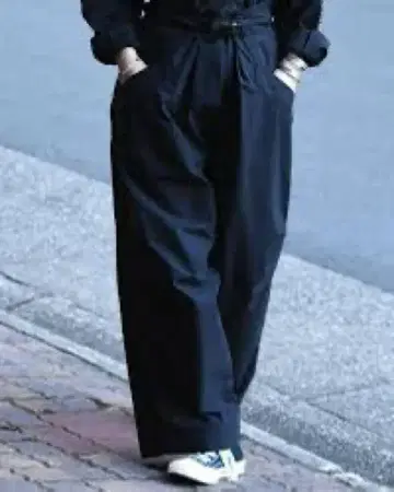 ESSAY BELTED FIELD PANTS