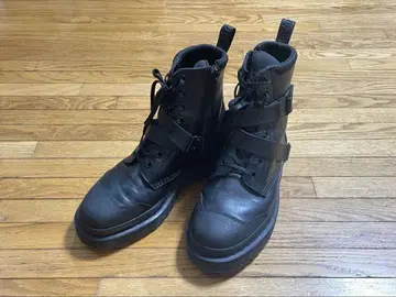 Dr.Martens 8홀 부츠 27cm