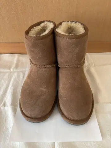 EMU 어그 부츠 체스넛