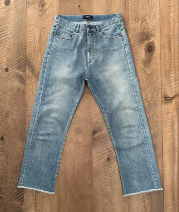 [ 컬렉션 데님 ] A.P.C. 워시 가공 데님 27