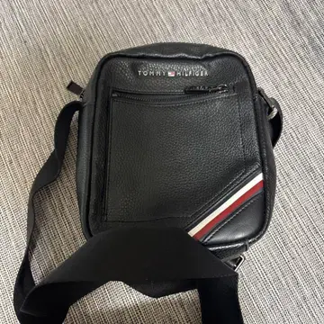Tommy Hilfiger 블랙 숄더백