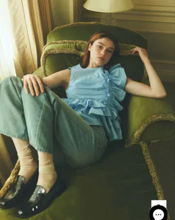Bibiy. B. MARILYN BLOUSE 블루