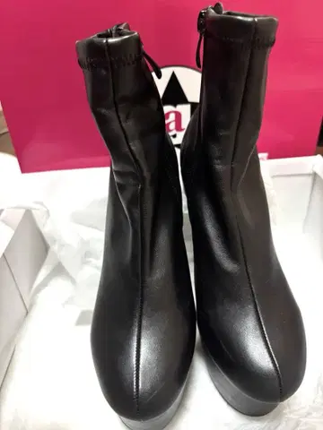 Aattagirl 부츠