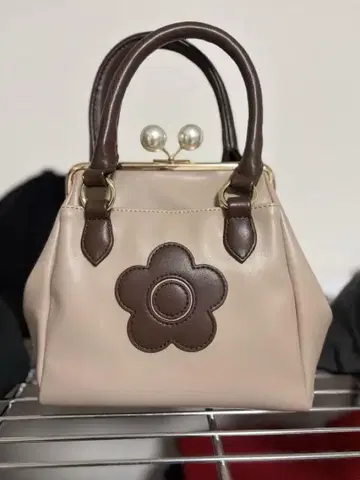 MARY QUANT 플라워 모티브 핸드백 숄더백