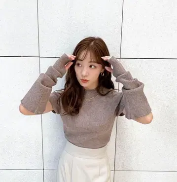[ 코코딜 ] 암워머 숏 리브 니트 브라운