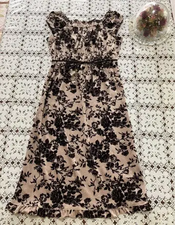 레스트로즈 꽃무늬 원피스