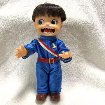 마코토짱 오른쪽 눈 치우침 점프슈트 안소니제