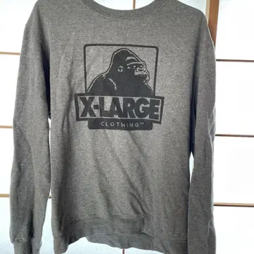 X-LARGE 고릴라 로고 크루넥 맨투맨 그레이