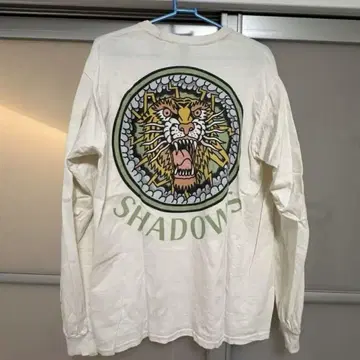 SHADOWS 롱티