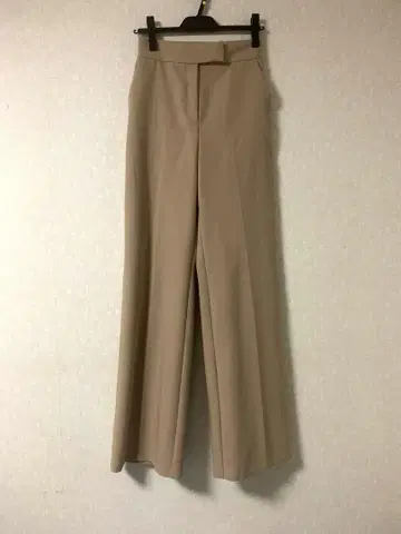 ZARA 와이드 팬츠 베이지 오피스 캐주얼 깔끔한 코디