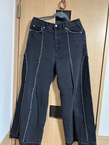 HARE 블랙 플레어 데님 팬츠 M 사이즈