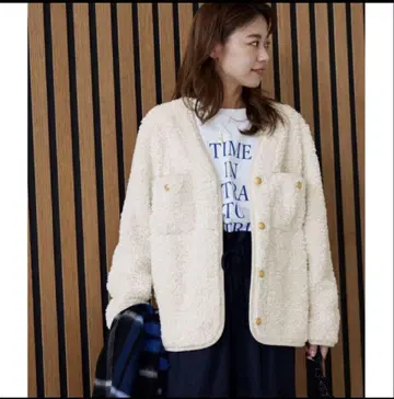 relume 컬리 페이크 무스탕 V넥 자켓