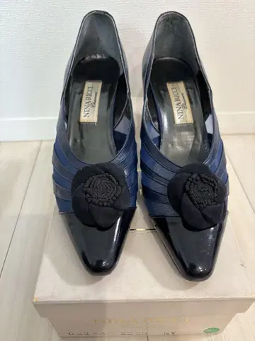 니나리치 펌프스 일본제 여성용 36.5 사이즈 NINA RICCI