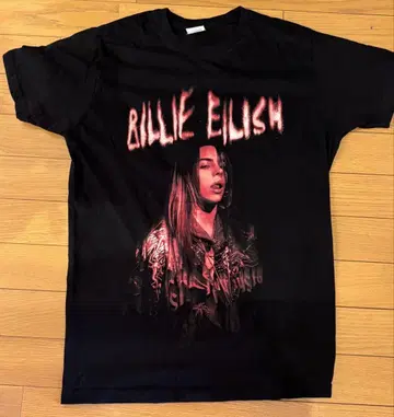 BILLIE EILISH SPOOKY LOGO 티셔츠 M 사이즈