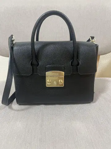 FURLA 훌라 메트로폴리스 새첼 크로스바디백