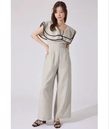 rienda 숄더 더블 프릴 올인원