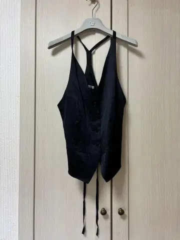 안둠엘므스테르 여성용 베스트
