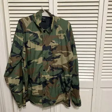 HUF 카모플라쥬 나일론 자켓