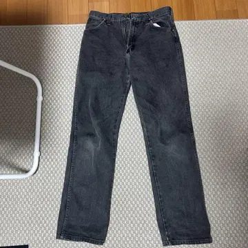 다크 그레이 스트레이트 데님