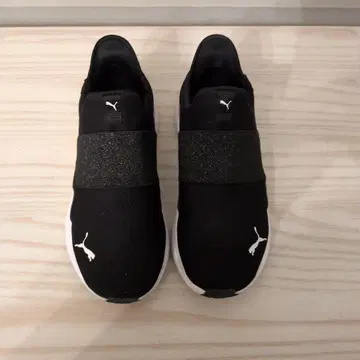 2025년 봄/여름 모델 PUMA 푸마 소프트R 하모니 이즈인G