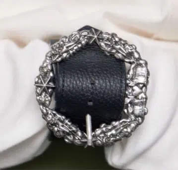 파메오 포즈 뱅글 Heavenly Bangle