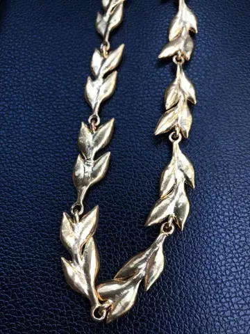 Vintage Gold Leaf Necklace 빈티지 목걸이