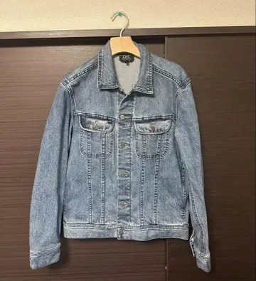 A.P.C 데님 자켓 G S 사이즈 색빠짐 가공 새상품급
