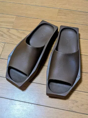 연휴 조던 샌들 JORDAN HEX SLIDE