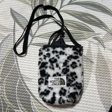THE NORTH FACE 플리스 숄더백