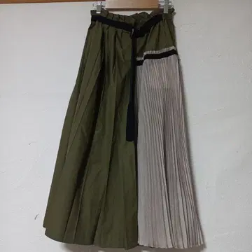 택 포함 미사용 엘렌딕 올리브 그린 베이지 플리츠 스커트