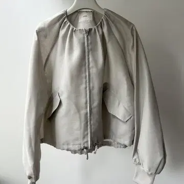 이에나 블루종 미사용