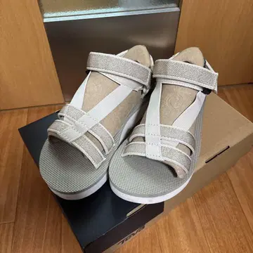[ 사이즈 6 ] Teva MIDFORM ARIVACA KARINA