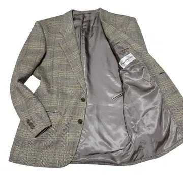 새상품급 카멜 100% 올메자노제 테일러드 자켓 2버튼 M사이즈