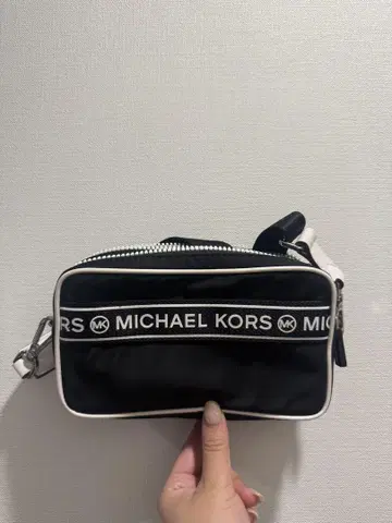 MICHAEL KORS 숄더백 블랙