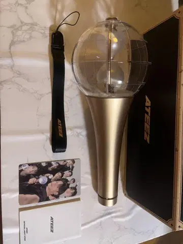 ATEEZ OFFICIAL LIGHT STICK Ver.2 응원봉